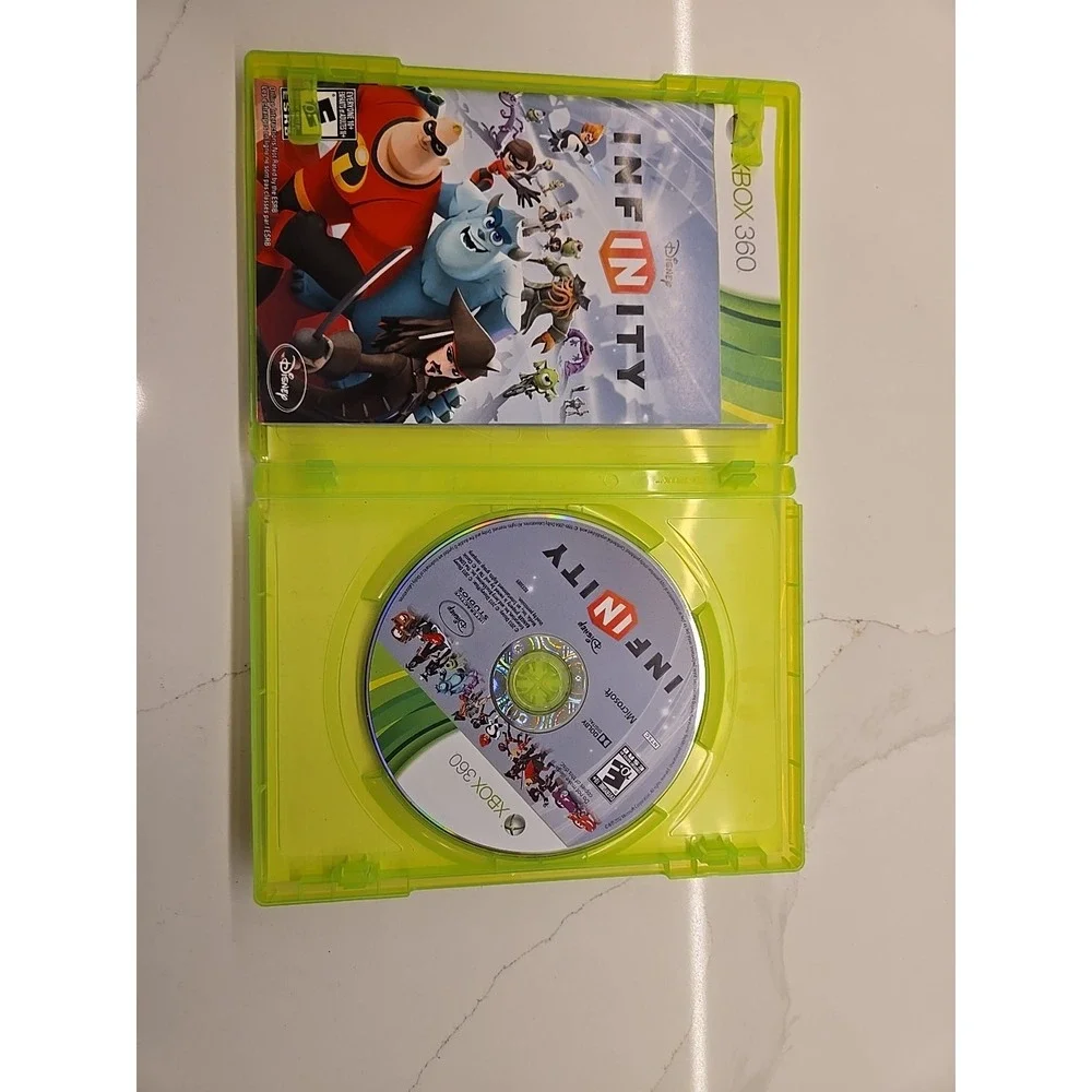 Disney Infinity (Microsoft Xbox‎ 360, 2013)